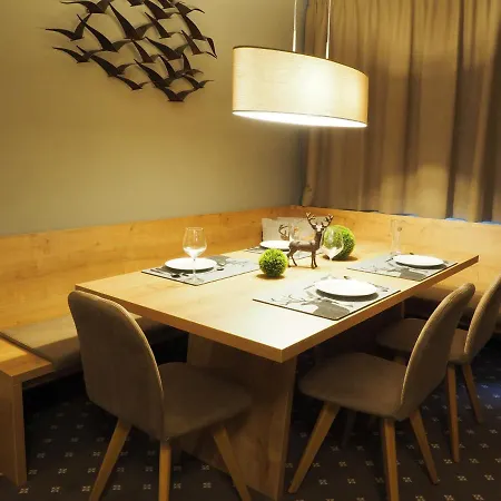 Haus Alpengluehen Apartmán *