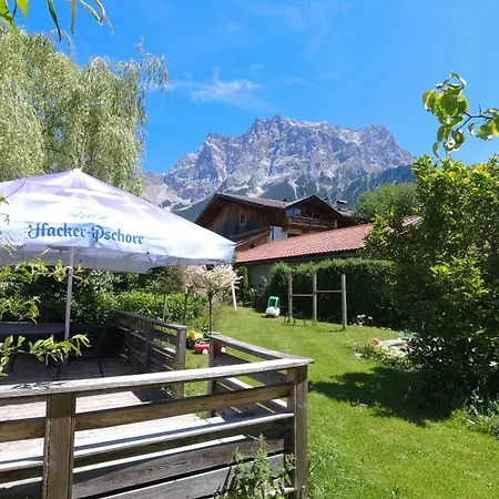 Haus Alpengluehen * Ehrwald