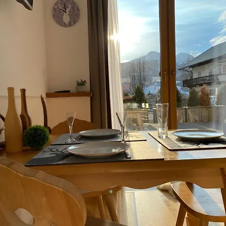 公寓 Haus Alpengluehen *