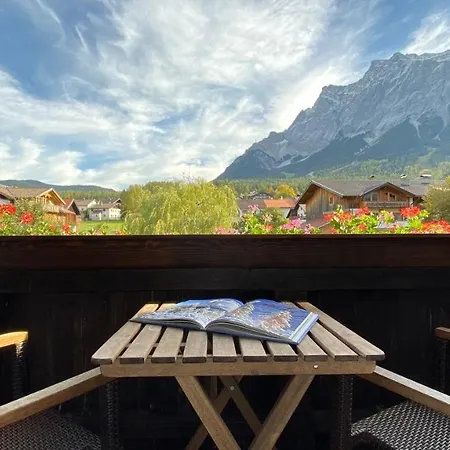 Apartment Haus Alpenglühen Ehrwald